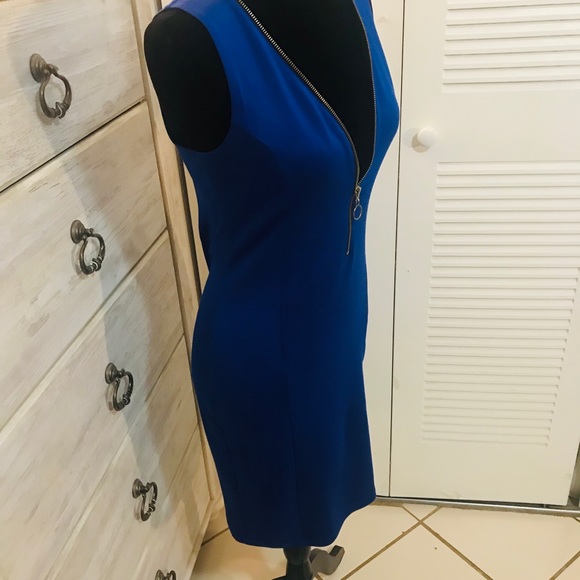 Royal Blue Front-Zip Body Con Dress - Picture 3 of 8